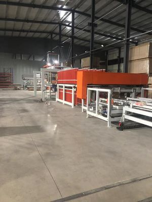 주문 산업 정밀 20000kN 라미네이트 바닥 생산 라인 짧은 사이클 핫 프레스 online manufacture